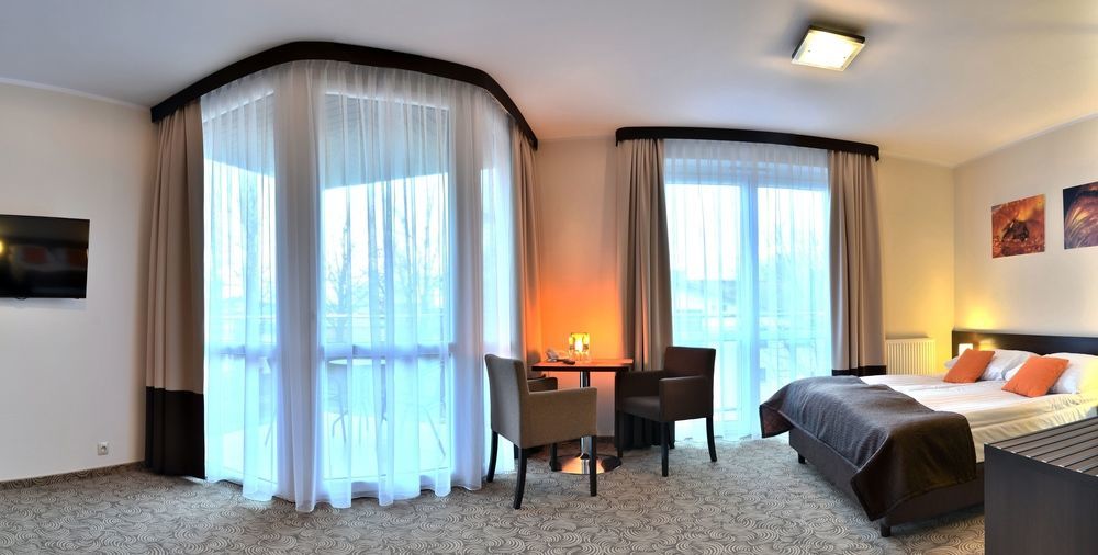 Hotel Emocja Spa Mielno (Koszalin) Exterior foto